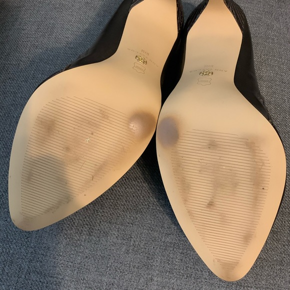 Ann Taylor Liana Pointy Shootie - Picture 2 of 4